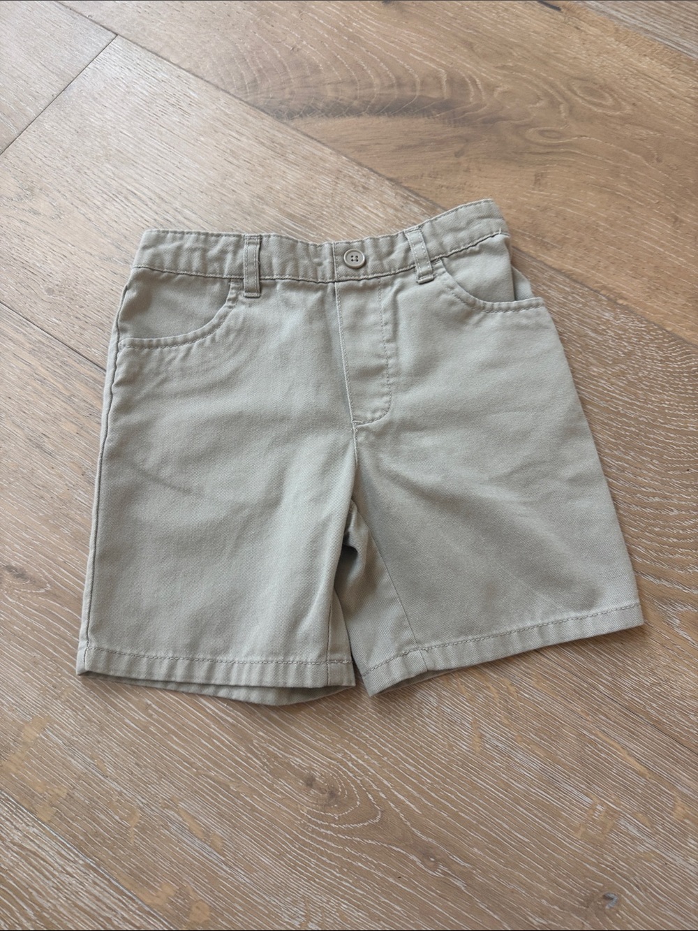 Kids Classic Flat-Front Khaki Shorts French Toast Size 6